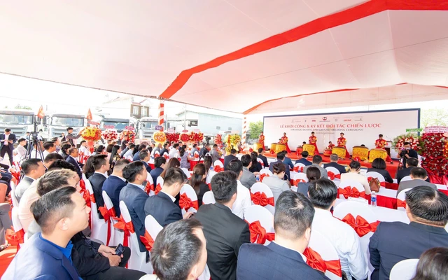 Khoảnh khắc ấn tượng tại Lễ Khởi công dự án Happy One Sora